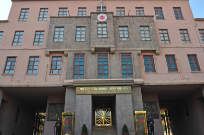 MSB'den açıklama: Askeri kargo uçağı Gürcistan-Azerbaycan sınırında düştü