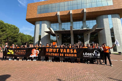 Bursa’da üniversiteli gençlerden lösemili çocuklara umut dokunuşu