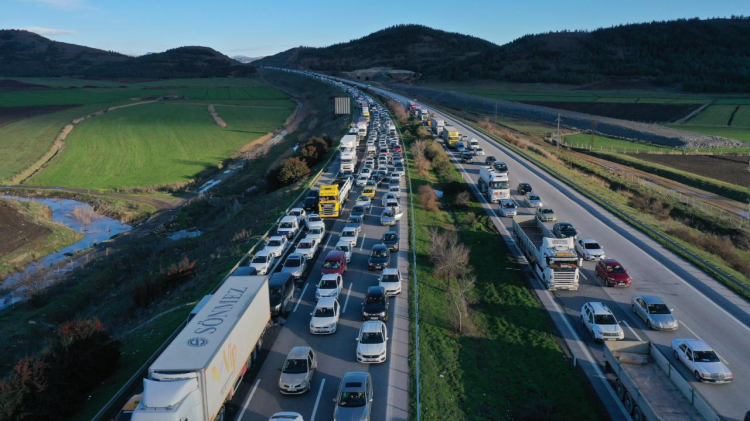Bakım çalışmaları trafik akışını etkileyebilir! Türkiye geneli yol durumu 12 Kasım 2025  -Bursa Hayat-2