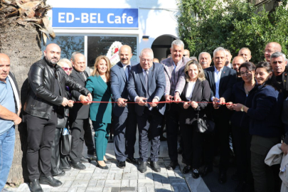 Akçay Kordon'a yeni sosyal alan! Hizmete girdi