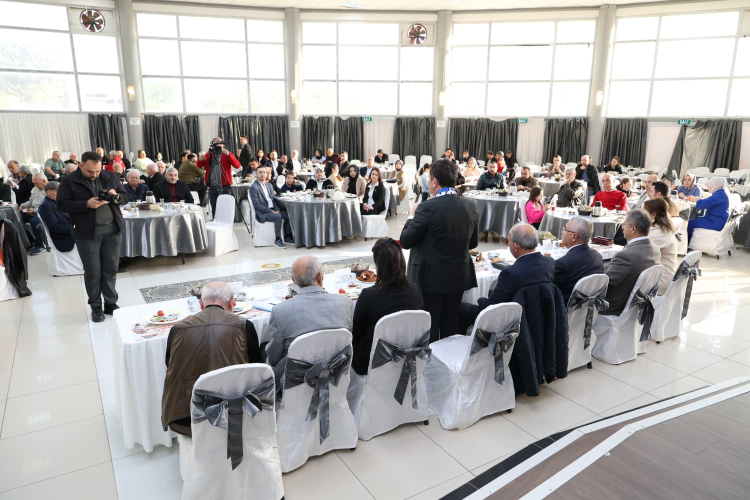 Başkan Erkan Aydın Ovaakça’da yoğun ilgiyle karşılandı - Bursa Hayat Gazetesi-2