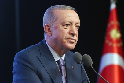 Cumhurbaşkanı Erdoğan: "Türkiye’de uyuyanları uyandırmaya bir şule yeter"
