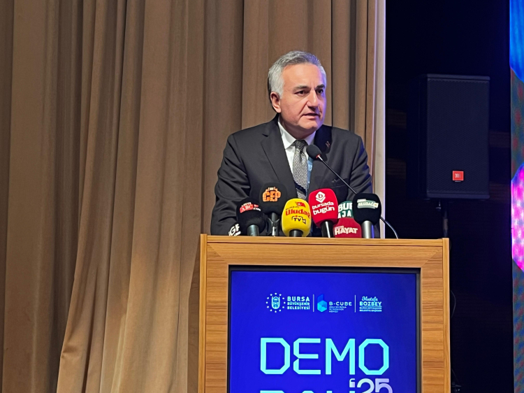 Genç girişimciler Bursa’da yenilikçi fikirlerini tanıttı - Bursa Hayat Gazetesi-3