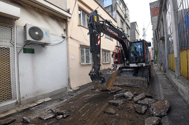 Osmangazi’de yollar modern ve daha güvenli hale geliyor - Bursa Hayat Gazetesi-2