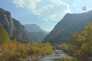 Belemedik, sonbaharda renk cümbüşüne büründü