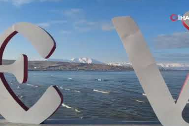 Artos Dağı beyaz gelinliğini giydi