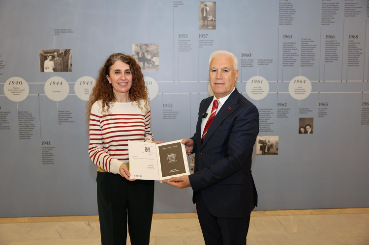 Nasip ve Nuri İyem’in eserleri Bursa’da aynı çatıda buluştu - Bursa Hayat Gazetesi-4