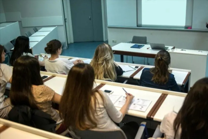 Başarılı öğrencilere 3 yılda mezuniyet imkanı