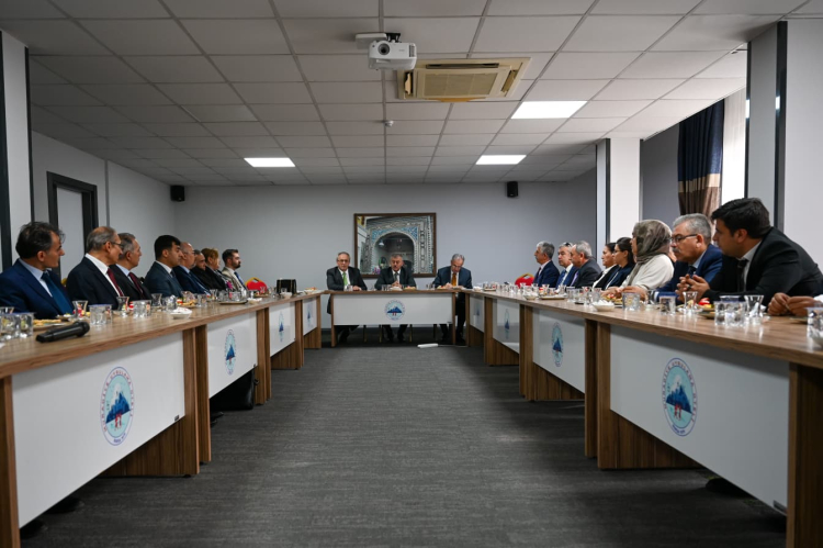 MEB Teftiş Kurulu Başkanı Bursa’da çalışmaları değerlendirdi - Bursa Hayat Gazetesi-3