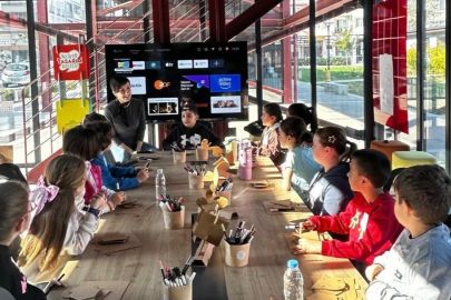 Pancar Deposu’nda sanatla buluşma! Çocuklar yaratıcılıklarını keşfetti