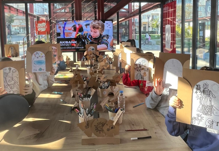 Pancar Deposu’nda sanatla buluşma! Çocuklar yaratıcılıklarını keşfetti - Bursa Hayat Gazetesi-2