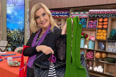 Derya Baykal yine yaptı yapacağını