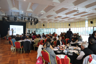 Bursa’da Kukla ve Karagöz çalıştayı yoğun ilgi gördü