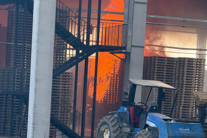 Bursa İnegöl OSB'de korkutan yangın!