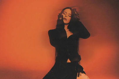 Simge Sağın sahnede yaptığı gafı anlattı!