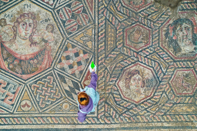 İznik’te 3. yüzyıla ait benzersiz mozaik gün yüzüne çıkıyor