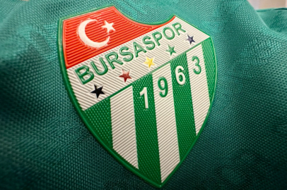 Bursaspor'dan üç genç yıldıza profesyonel sözleşme!