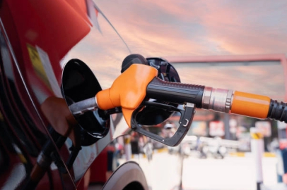 Akaryakıt fiyatlarında dalgalanma! İndirim mi gelecek? Bursa akaryakıt fiyatları 24 Kasım 2025