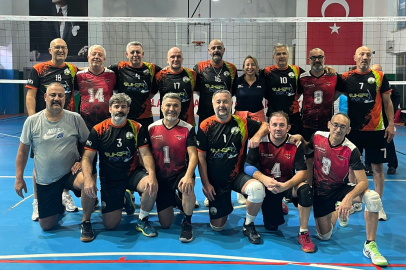 Osmangazi Belediyespor veteranları Muğla’da şampiyon oldu!