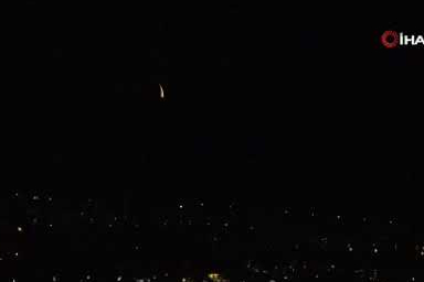 Van'da hilal geceyi süsledi