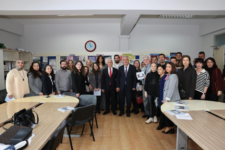 Başkan Bozbey’den 24 Kasım’da Öğretmenlere sürpriz ziyaret - Bursa Hayat Gazetesi-2