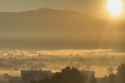 Bursa'da kartpostallık manzara: Yoğun sis güneşi sakladı!