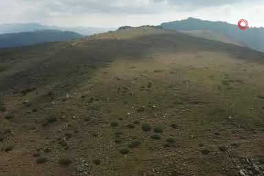 Bulutların dansı ve yılkı atları dron ile görüntülendi