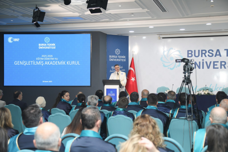 BTÜ akademik kadrosu bir araya geldi - Bursa Hayat Gazetesi-3