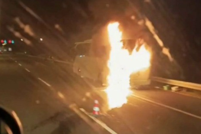 Bursa'da öğrenci otobüsü küle döndü!