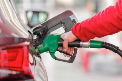 Araç sahipleri müjde: Akaryakıtta çifte indirim! | Bursa akaryakıt fiyatları 28 Kasım 2025