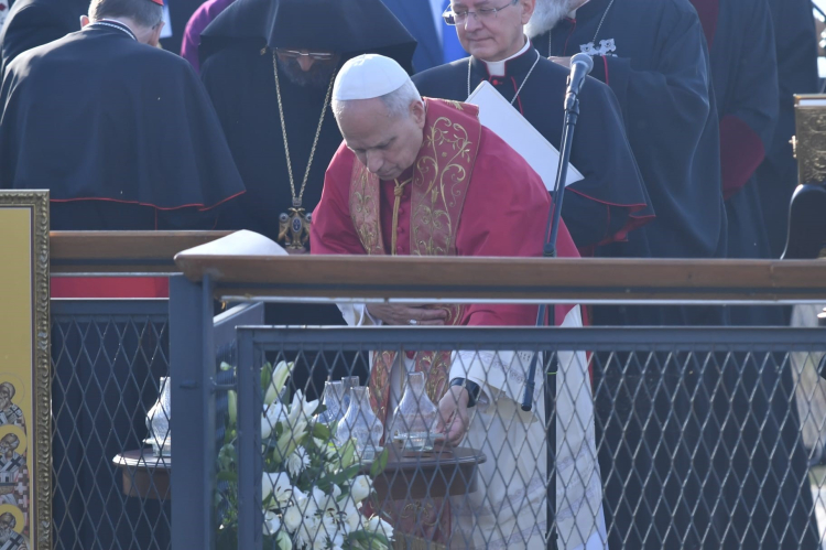 Papa 14. Leo tarihi ayini yönetti: İznik’ten Dünya'ya birlik ve hoşgörü çağrısı-Bursa Hayat Gazetesi-3
