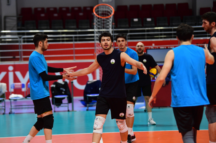 Osmangazi Belediyespor’da Play-Off hedefiyle yoğun hazırlık - Bursa Hayat Gazetesi-2