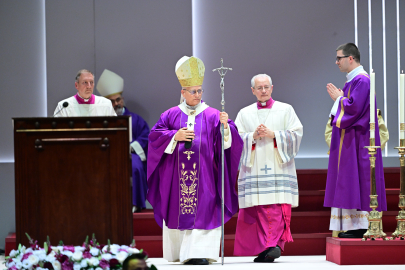 Papa 14. Leo, İstanbul Volkswagen Arena’da geniş katılımlı ayin düzenledi