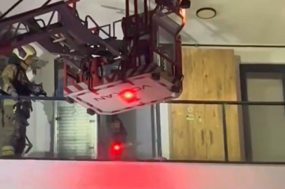 Bursa’da sinir krizi geçiren kadın dairesini ateşe vermek istedi