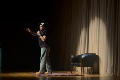 Doğu Demirkol’un Bursa gösterisi ayakta alkışlandı