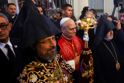 Papa, İstanbul'da Ahmet Minguzzi'nin babası ile görüştü