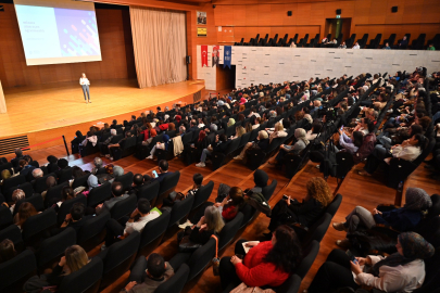 Eğitimde yenilikçi perspektifler öğretmenlerle buluştu