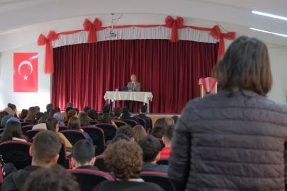 “Genç Bakış” buluşmalarıyla fikirler şehre yansıyor