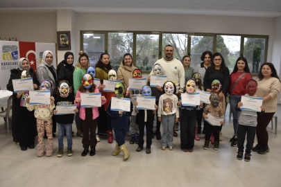 Anneler ve çocuklar hayal gücünü maskelere yansıttı