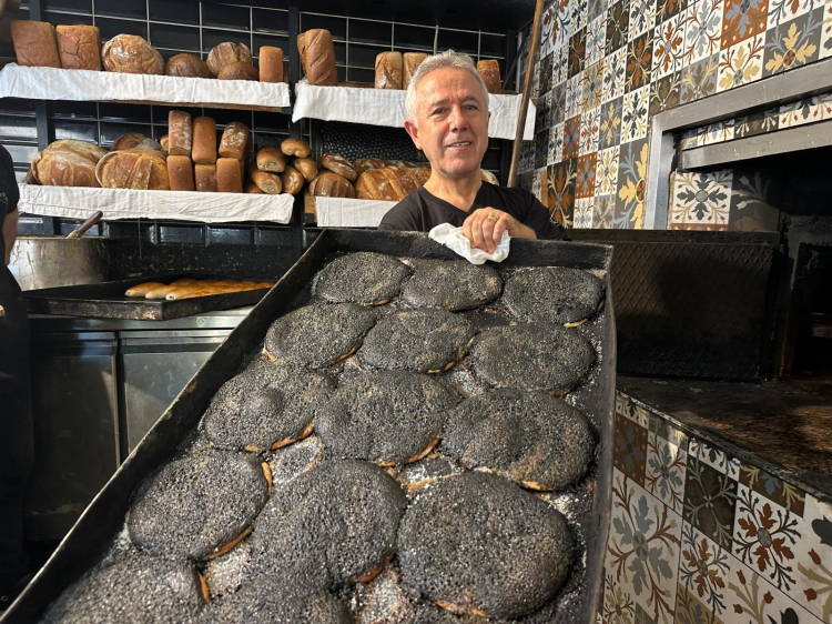 Bursa'nın tescilli tahinli pidesi artık siyah tahinli!-Bursa Hayat Gazetesi-3