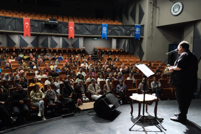 Yıldırım’da nostalji, müzik ve kahkaha aynı sahnede buluştu