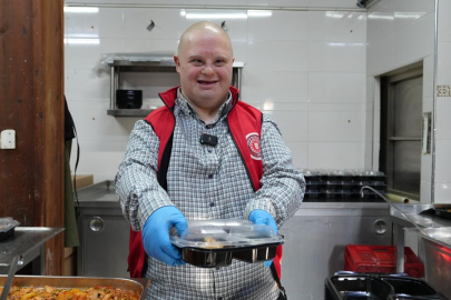 Bursa’da Dünya Engelliler Günü’nde Mesut’un yüzleri güldüren yardımı