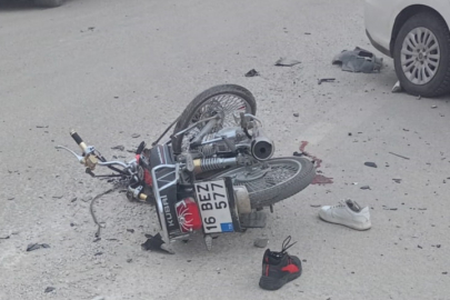 Bursa’da korkunç çarpışma: Motosiklet sürücüsü kurtarılamadı