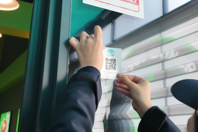 Artık herkes görebilecek! Nilüfer'de tüm işyerlerine asıldı