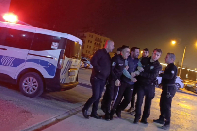 Bursa'da mahkeme kararına sinirlenen baba, taksicinin ağabeyine saldırdı!