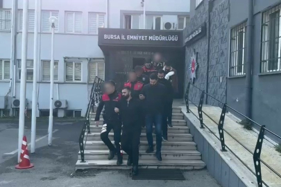 Bursa’da restoranda silahlı kavga! Şüpheliler yakalandı