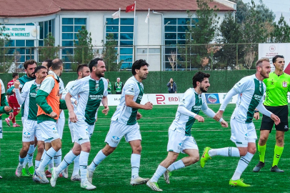 Bursaspor deplasmanda lideri devirdi!