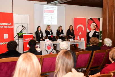 Cumhuriyetin ilk kadın milletvekilleri Osmangazi’de anıldı