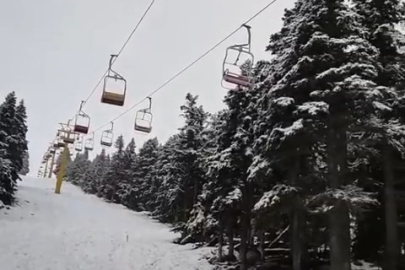 Uludağ’da kar keyfi! Bursa’da sarı kodlu uyarı yapıldı