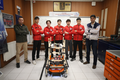 Bursalı öğrencilerden sanayi için yenilikçi çözüm: “Vektör”